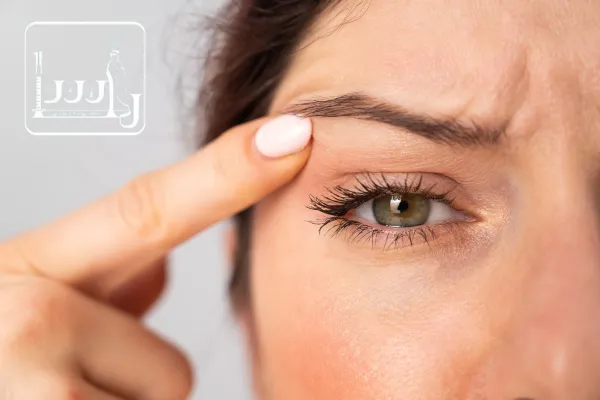 علت کوچک شدن چشم بعد از بلفاروپلاستی+چگونه آن را درمان کنیم؟